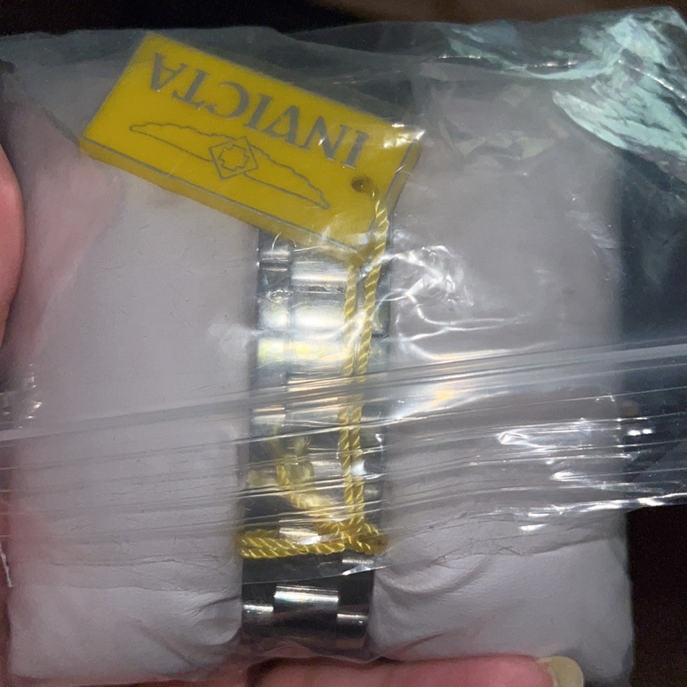 Invicta Angel Watch - Picture 7 of 8